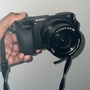New Camera (Barely Used) Sony a6400 with camera kit with beginner equipment